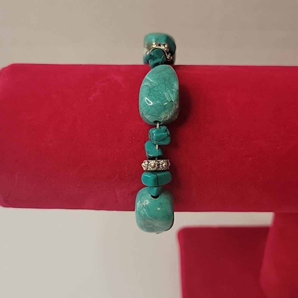 Lot of 6 Green and Blue Beaded Slip-on Southwestern Boho Bracelets - Picture 5 of 9